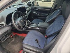 Toyota Highlander Hybrid 2.5L AWD Premium 7-Seater - ფოტო 11