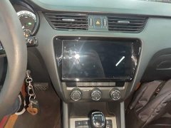 Skoda Octavia 1.5L Automatic Comfort Edition - ფოტო 12