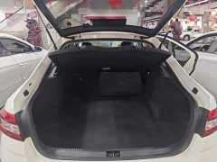 Skoda Octavia 1.5L Automatic Comfort Edition - ფოტო 18