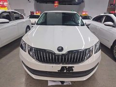 Skoda Octavia 1.5L Automatic Comfort Edition - ფოტო 2