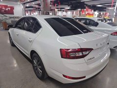Skoda Octavia 1.5L Automatic Comfort Edition - ფოტო 4