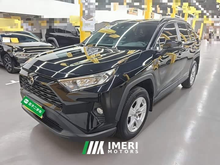 Toyota RAV4 2.0L CVT FWD Urban Edition - ავტომობილი ჩინეთიდან