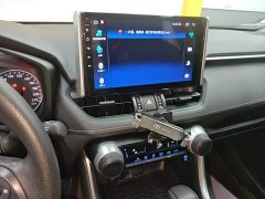 Toyota RAV4 2.0L CVT FWD Urban Edition - ფოტო 12