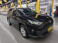 Toyota RAV4 2.0L CVT FWD Urban Edition - ფოტო 3
