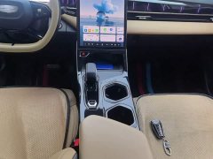 Geely Boyue L 1.5TD DCT Luxury - ფოტო 13