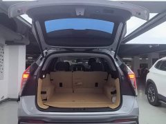 Geely Boyue L 1.5TD DCT Luxury - ფოტო 18