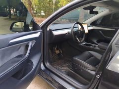 Tesla Model Y Rear-Wheel Drive - ფოტო 15