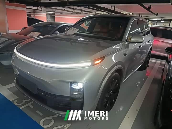Li Auto L8 Pro