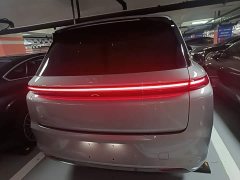 Li Auto L8 Pro - ფოტო 5