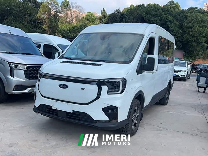 Nio E-Transit Executive Passenger Edition Medium wheelbase, medium roof 9-seater 100.96kWh