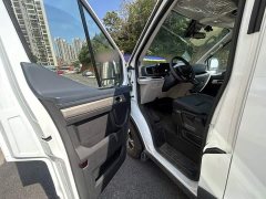 Nio E-Transit Executive Passenger Edition Medium wheelbase, medium roof 9-seater 100.96kWh - ფოტო 14