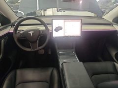 Tesla Model Y Rear-Wheel Drive - ფოტო 9