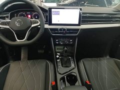 Volkswagen Tiguan L 2025 Outstanding Edition 300TSI Automatic Two-Wheel Drive Dragon Ascendant Version - ფოტო 12