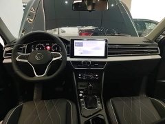 Volkswagen Tiguan L 2025 Outstanding Edition 300TSI Automatic Two-Wheel Drive Dragon Ascendant Version - ფოტო 9