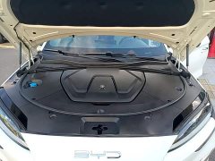 BYD Song Plus New Energy EV Glorious Edition 520km Luxury - ფოტო 19