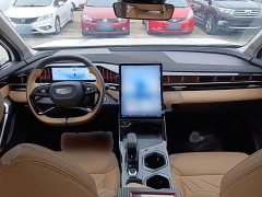Geely Boyue L 1.5TD DCT Luxury - ფოტო 9