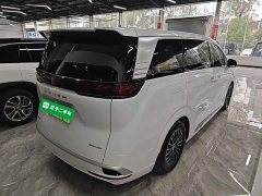 Denza D9 2022 DM-i 970 AWD Flagship - ფოტო 6