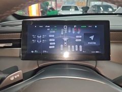 BYD Qin PLUS EV Smart Drive 420KM Leading Edition - ფოტო 11