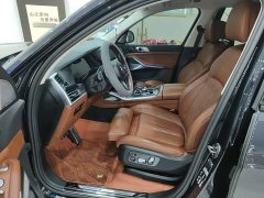 BMW X7 xDrive M50i - ფოტო 14