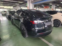 Tesla Model Y 2022 Facelift Rear-Wheel Drive - ფოტო 4