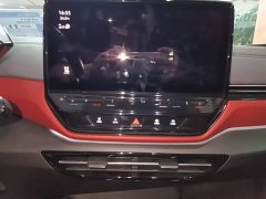 Volkswagen ID.4 X Pure Long Range - ფოტო 12