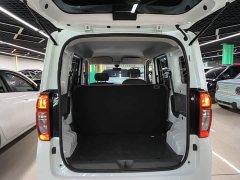 Wuling Zhiguang New Energy 201km Standard - ფოტო 18