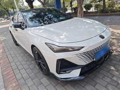 Changan UNI-V 1.5T Sport Edition - ფოტო 3