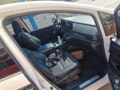 Honda Elysion 2.0L e:HEV Luxury Prestige Edition - ფოტო 17