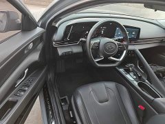 Hyundai Elantra 1.5L CVT Luxury - ფოტო 15