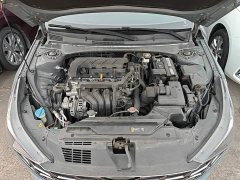 Hyundai Elantra 1.5L CVT Luxury - ფოტო 19