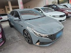 Hyundai Elantra 1.5L CVT Luxury - ფოტო 3