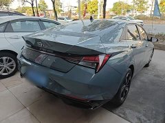 Hyundai Elantra 1.5L CVT Luxury - ფოტო 6