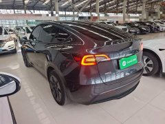Tesla Model Y Long Range All-Wheel Drive - ფოტო 4