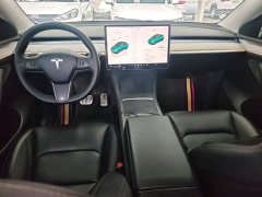 Tesla Model Y Long Range All-Wheel Drive - ფოტო 9