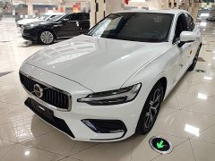 Volvo S60 2025 B4 Smart Luxury Edition - ფოტო 1