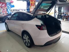 Tesla Model Y Standard Range RWD - ფოტო 4