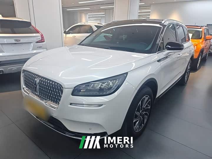 Lincoln Explorer 2.0T Two-Wheel Drive Premium