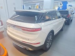 Lincoln Explorer 2.0T Two-Wheel Drive Premium - ფოტო 6