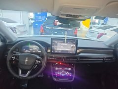 Lincoln Explorer 2.0T Two-Wheel Drive Premium - ფოტო 9