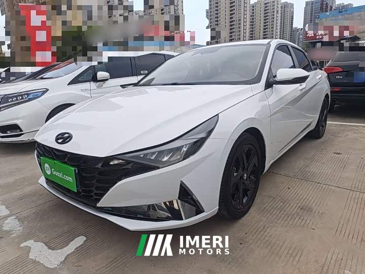 Hyundai Elantra 1.5L CVT Luxury