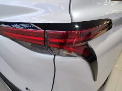 Toyota Gravia 2.5L Hybrid Comfort Edition - ფოტო 7