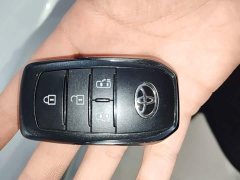 Toyota Gravia 2.5L Hybrid Comfort Edition - ფოტო 8