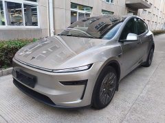 Tesla Model Y L Long Range All-Wheel Drive - ფოტო 1
