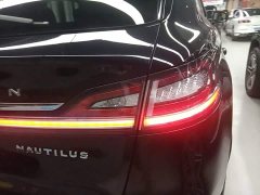 Lincoln Explorer 2.0T AWD Premium - ფოტო 7