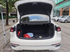 Ford Mondeo 2.0T EcoBoost Luxury - ფოტო 18