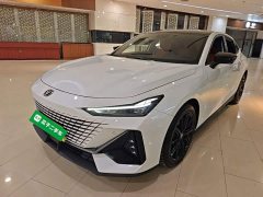 Changan UNI-V 2022 1.5T Deluxe - ფოტო 1