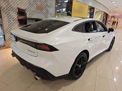 Changan UNI-V 2022 1.5T Deluxe - ფოტო 6
