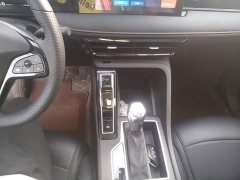 SAIC MG i5 2023 1.5L CVT Prestige - ფოტო 13