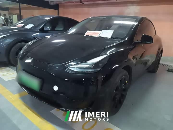 Tesla Model Y Facelift Rear-Wheel Drive