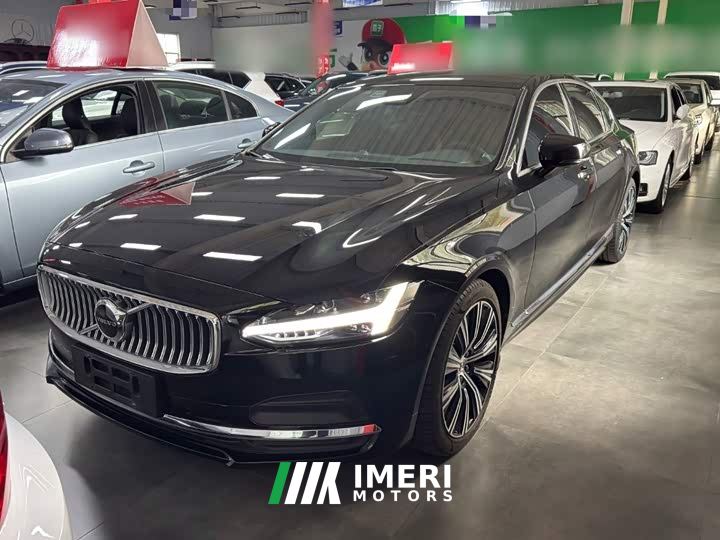 Volvo S90 B5 Smart Luxury Edition